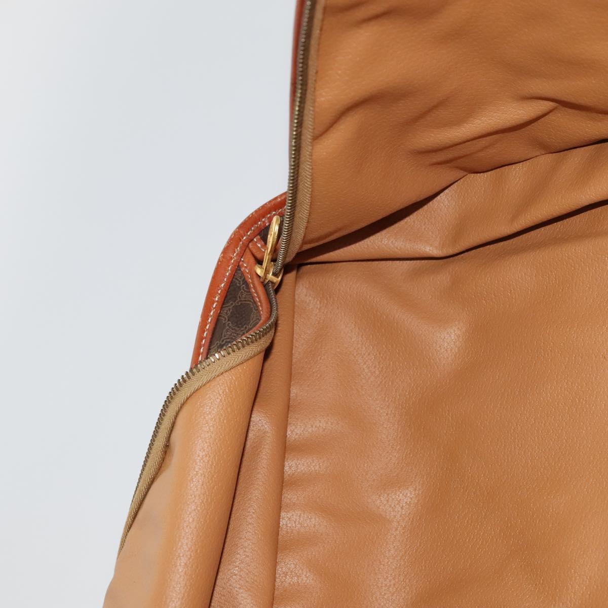 Céline Macadam, Brown, Canvas, travel