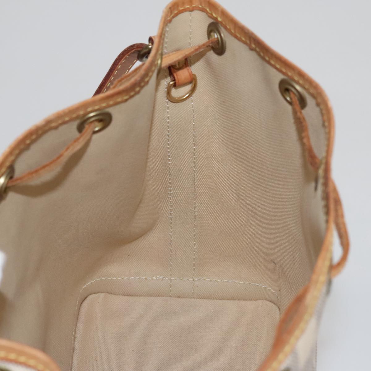 Louis Vuitton Noé, White, Canvas, shoulder
