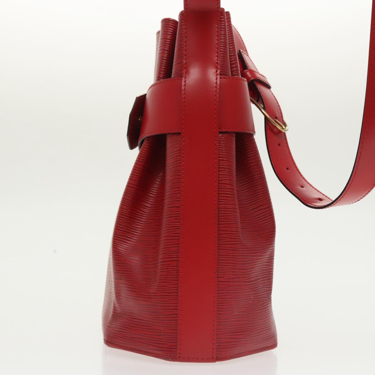 Louis Vuitton Sac d'épaule, Red, Leather, shoulder