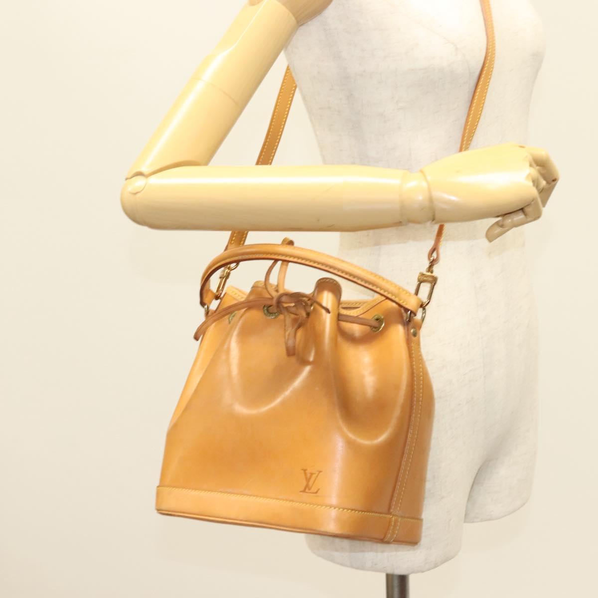 Louis Vuitton Noé, Beige, Leather, handbag