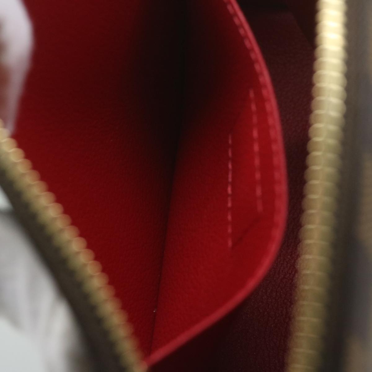 Louis Vuitton Cosmetic pouch, Brown, Canvas, clutch