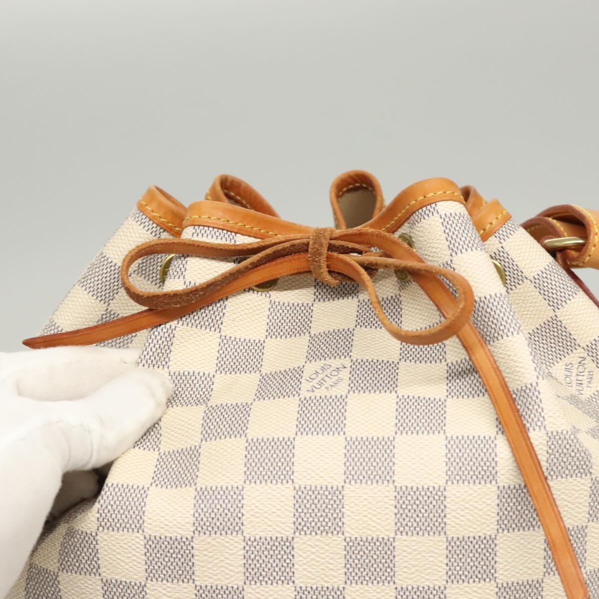 Louis Vuitton Noe, White, Canvas, shoulder