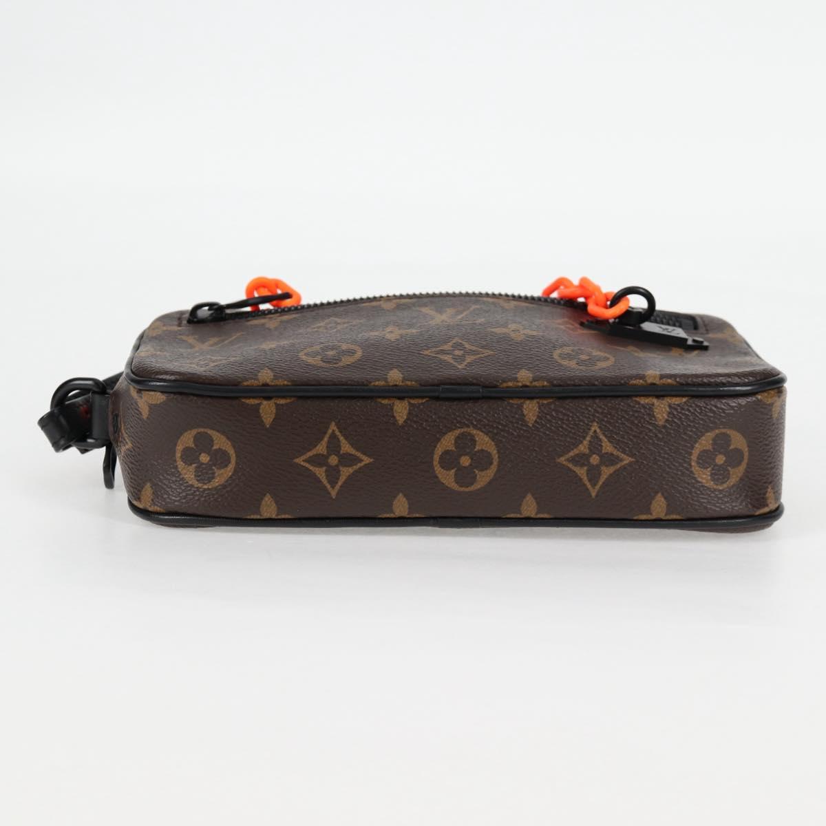 Louis Vuitton Volga, Brown, Canvas, clutch