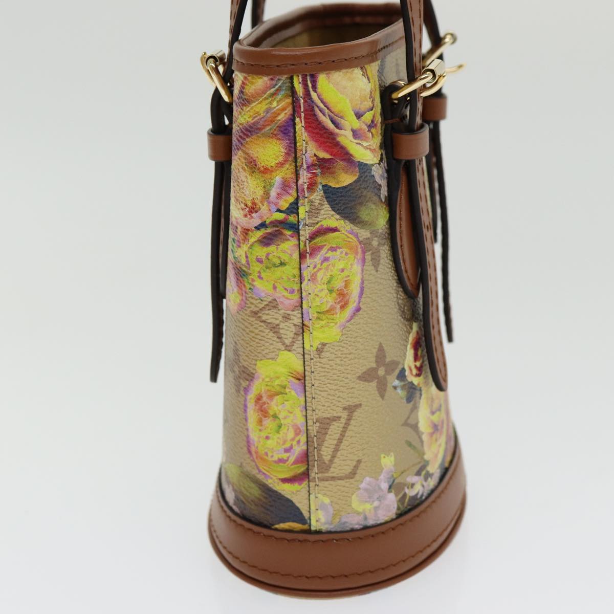 Louis Vuitton Bucket, Beige, Canvas, shoulder
