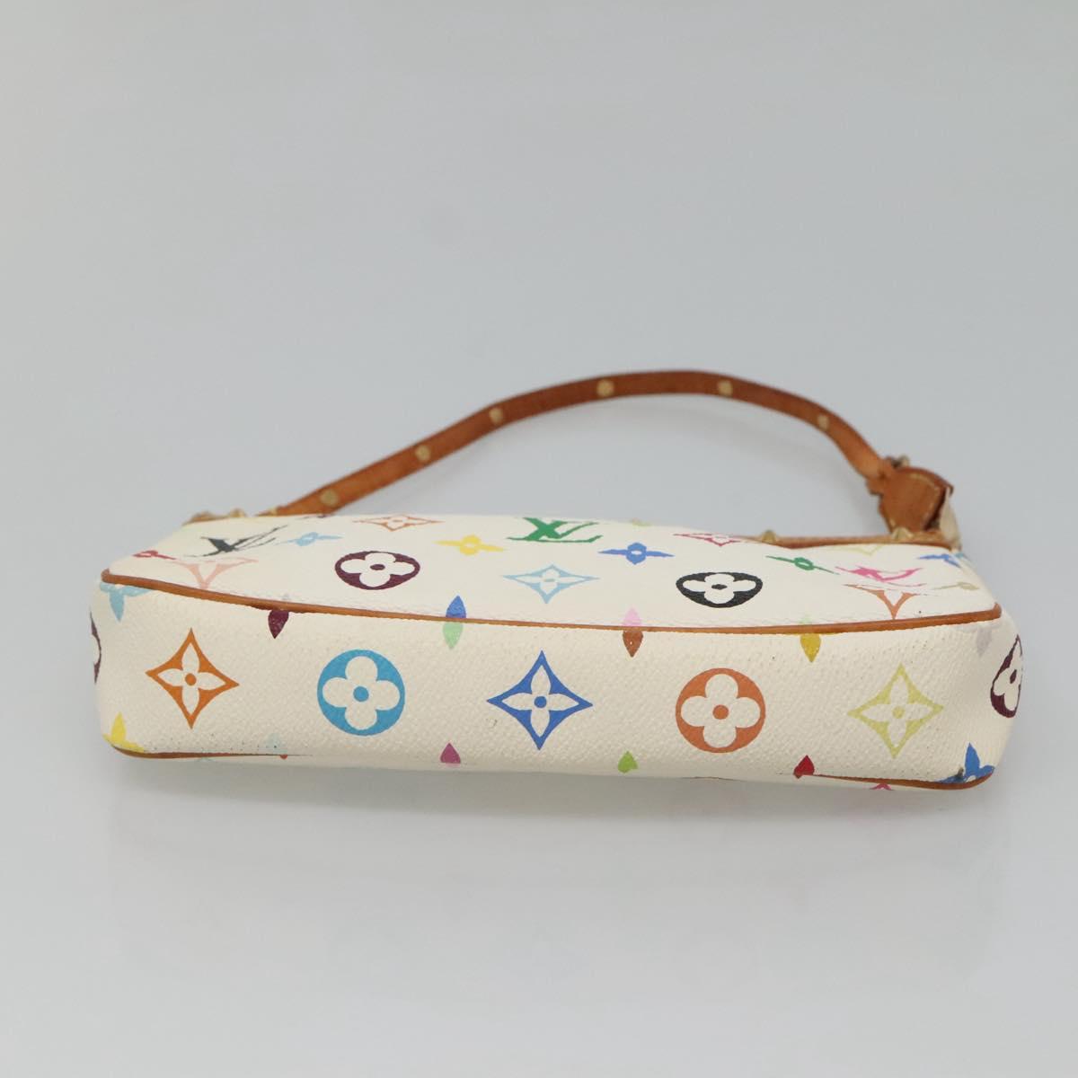 Louis Vuitton Pochette Accessoire, White, Canvas, clutch