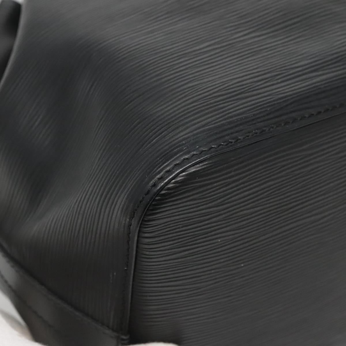 Louis Vuitton Petit Noé, Black, Leather, shoulder