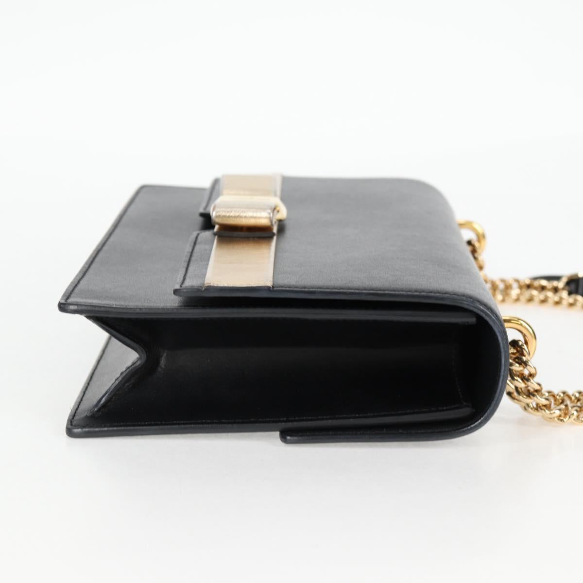 Salvatore Ferragamo Vara, Black, Leather, shoulder