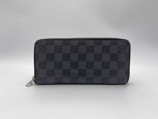 Louis Vuitton Nicolas Ghesquière Zippy Wallet Patent Monogram, Black, Canvas, Wallet