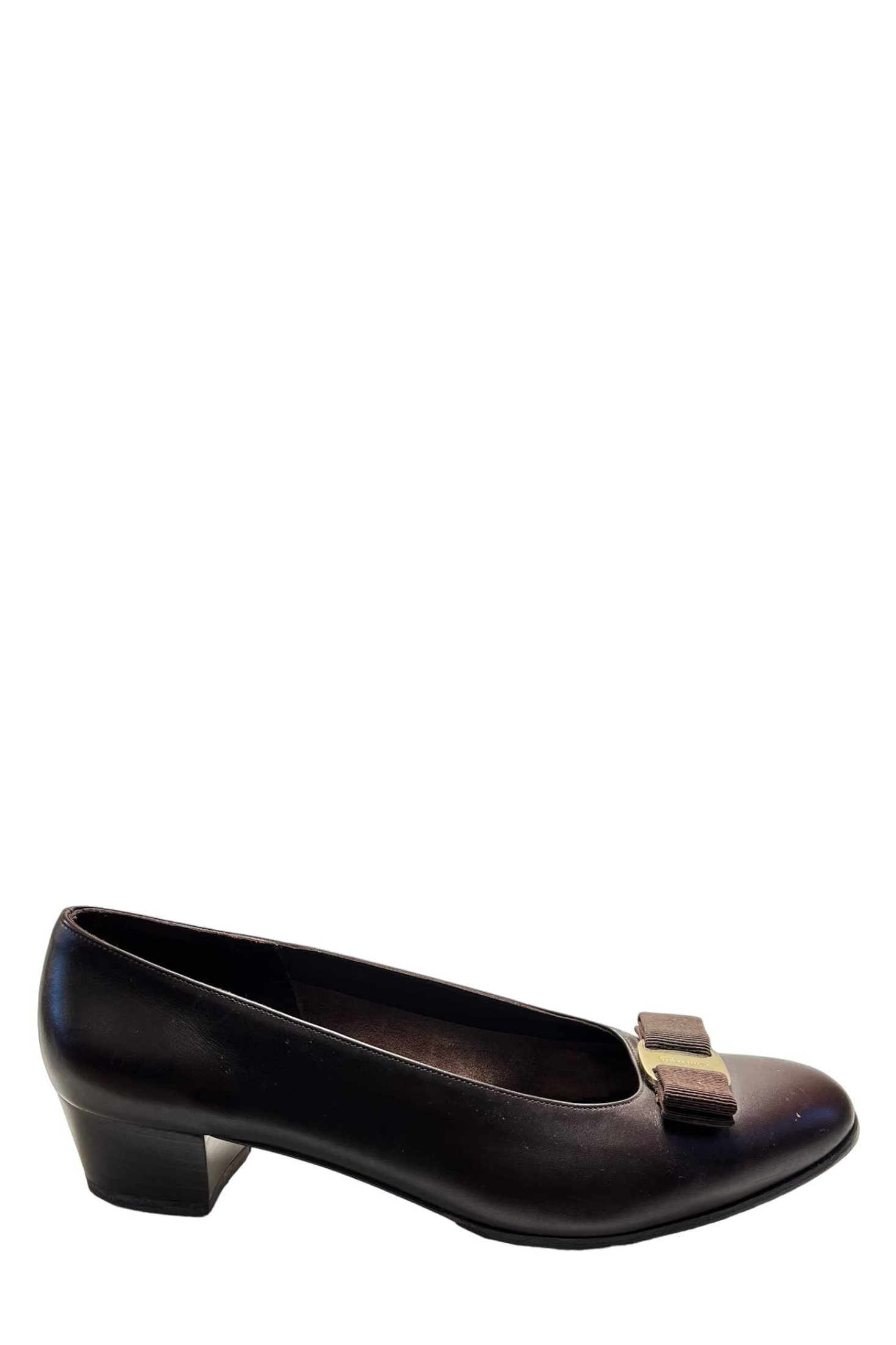Salvatore 2025 ferragamo pump