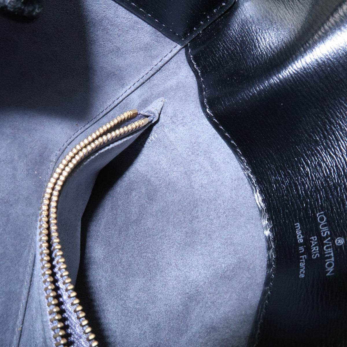 Louis Vuitton Buci Epi Leather, Black, Leather, Handbag