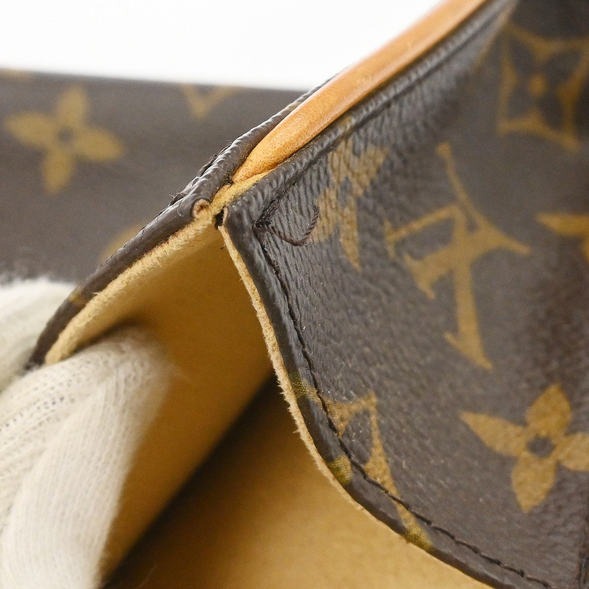 Louis Vuitton Florentine Waist Monogram Canvas, Brown, Canvas, Clutch