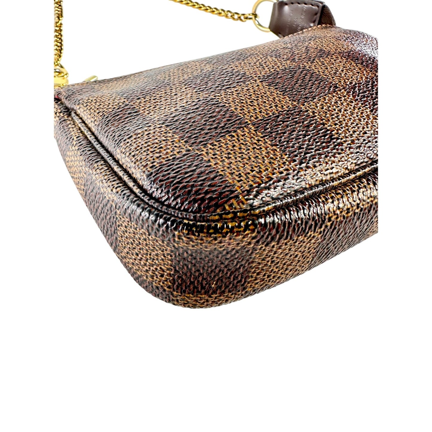 Chanel Wallet On Chain