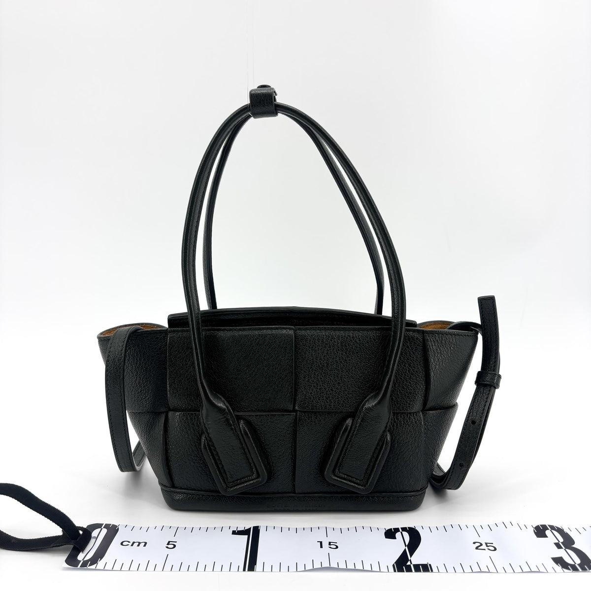 Bottega Veneta Arco Maxi Intrecciato Leather, Black, Leather, Tote Bag