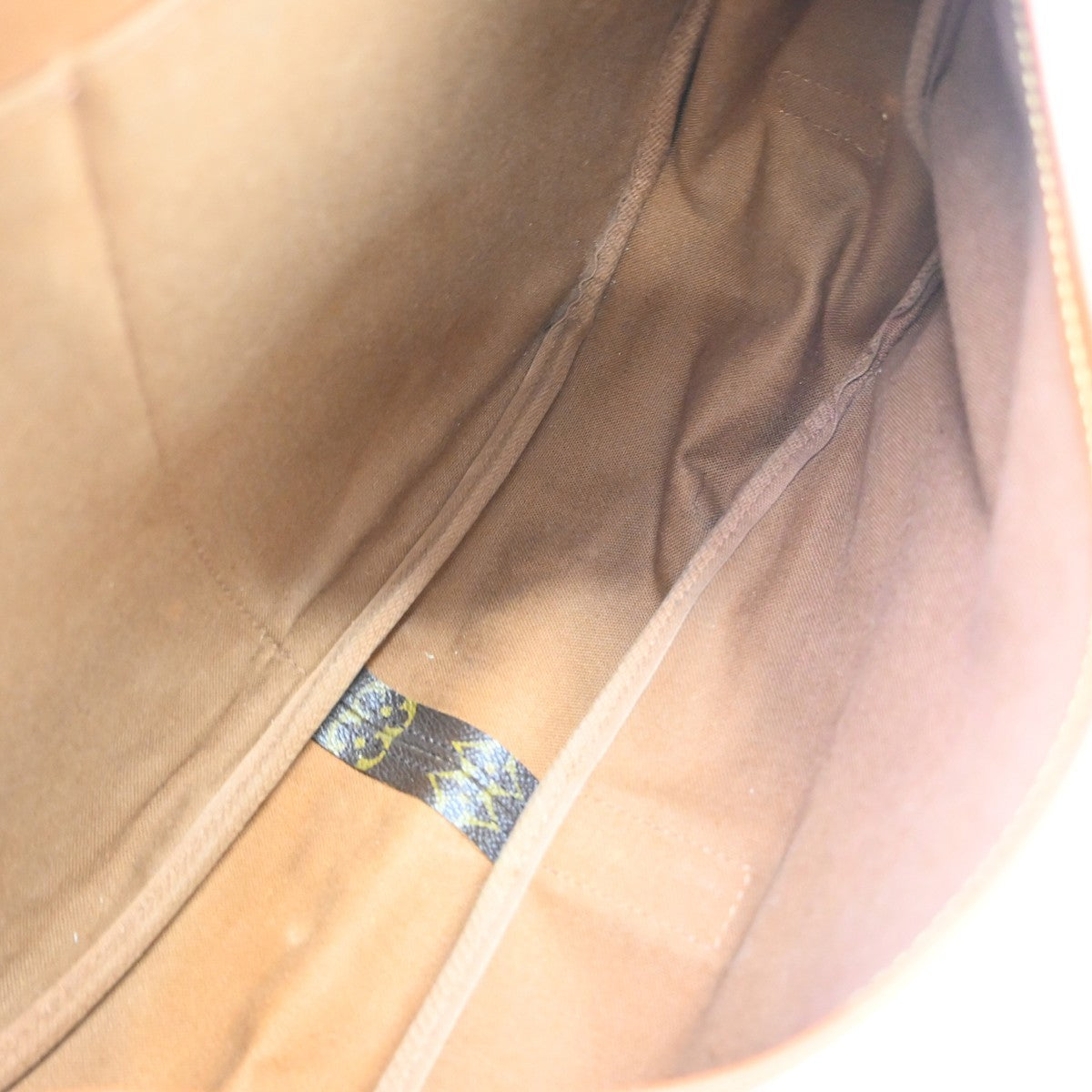 Louis Vuitton Saumur Monogram, Brown, Canvas, Shoulder Bag