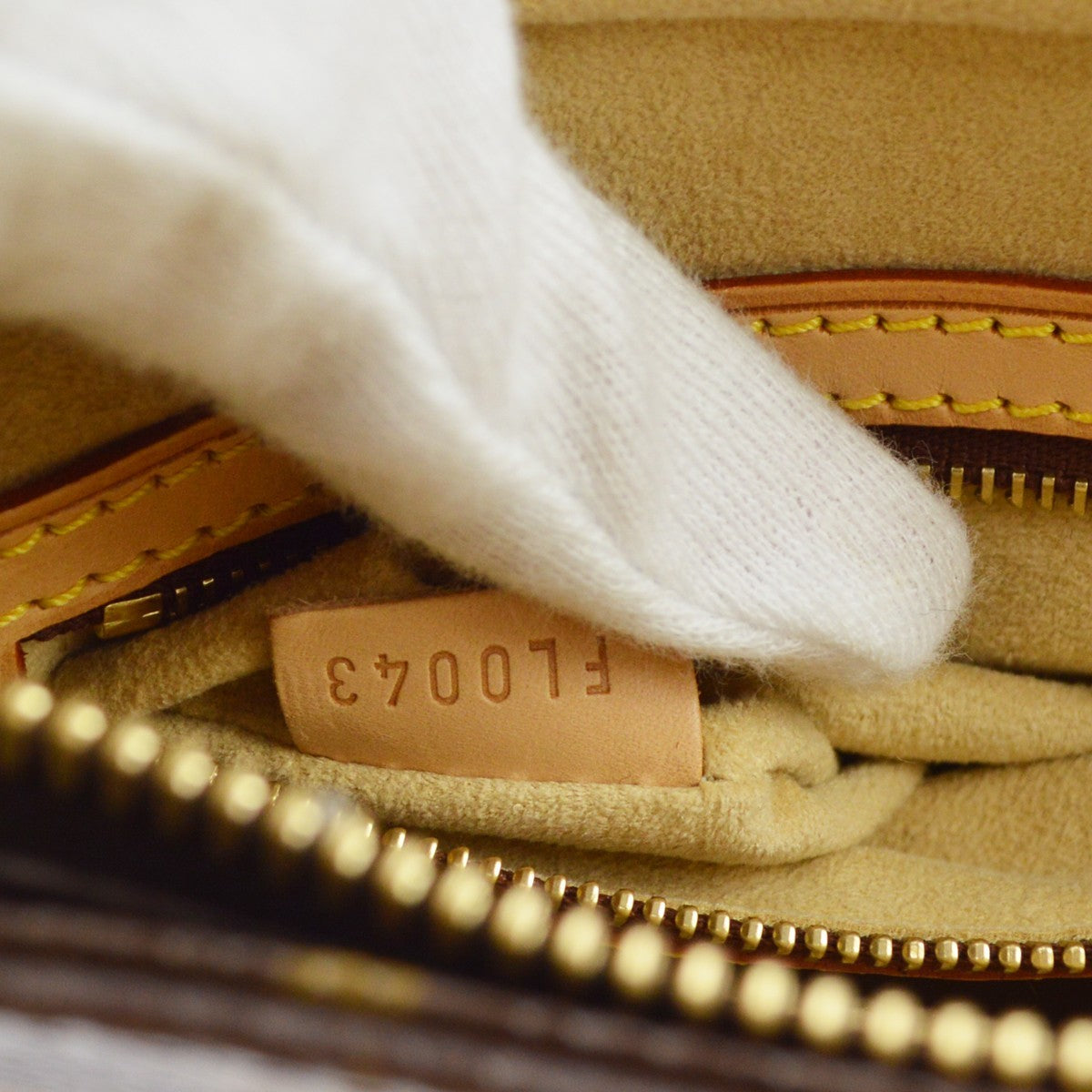 Louis Vuitton Looping Monogram Canvas, Brown, Canvas, Handbag