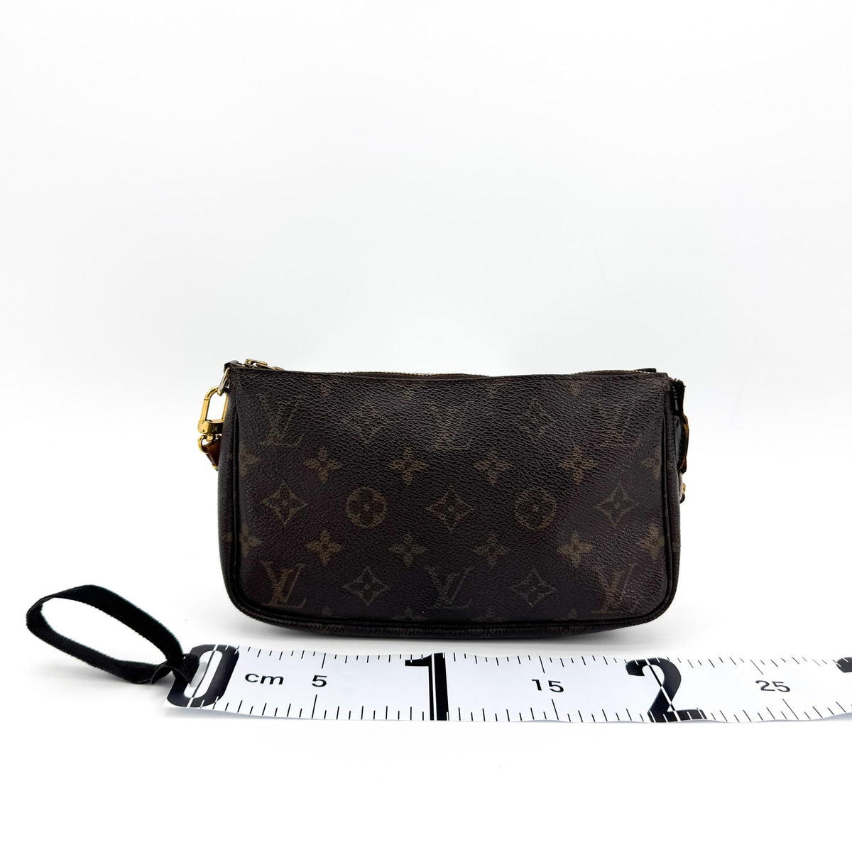 Louis Vuitton Louis Vuitton Monogramme Pochette Monogramme Canvas, Brown, Canvas, Clutch