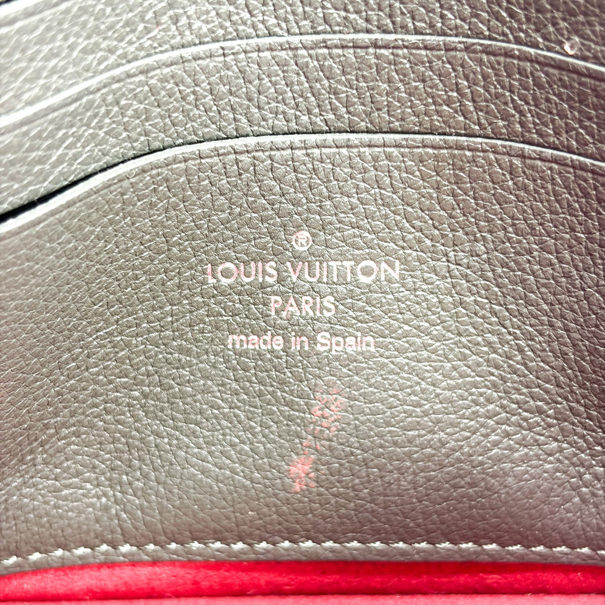 Louis Vuitton Lockme Chain Leather, Red, Calfskin, Handbag