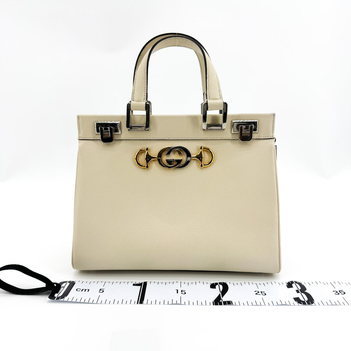 Gucci Zumi Leather, Gold, Calfskin, Shoulder Bag