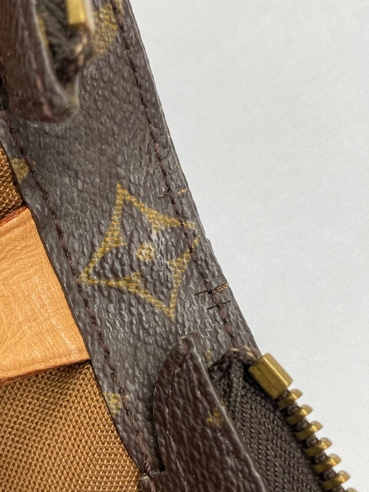 Louis Vuitton Cabas Mezzo Monogram Canvas, Brown, Canvas, Shoulder Bag