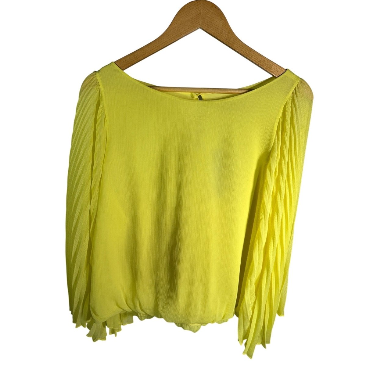 Alice & Olivia Bell Sleeve Top - Brandsamsara
