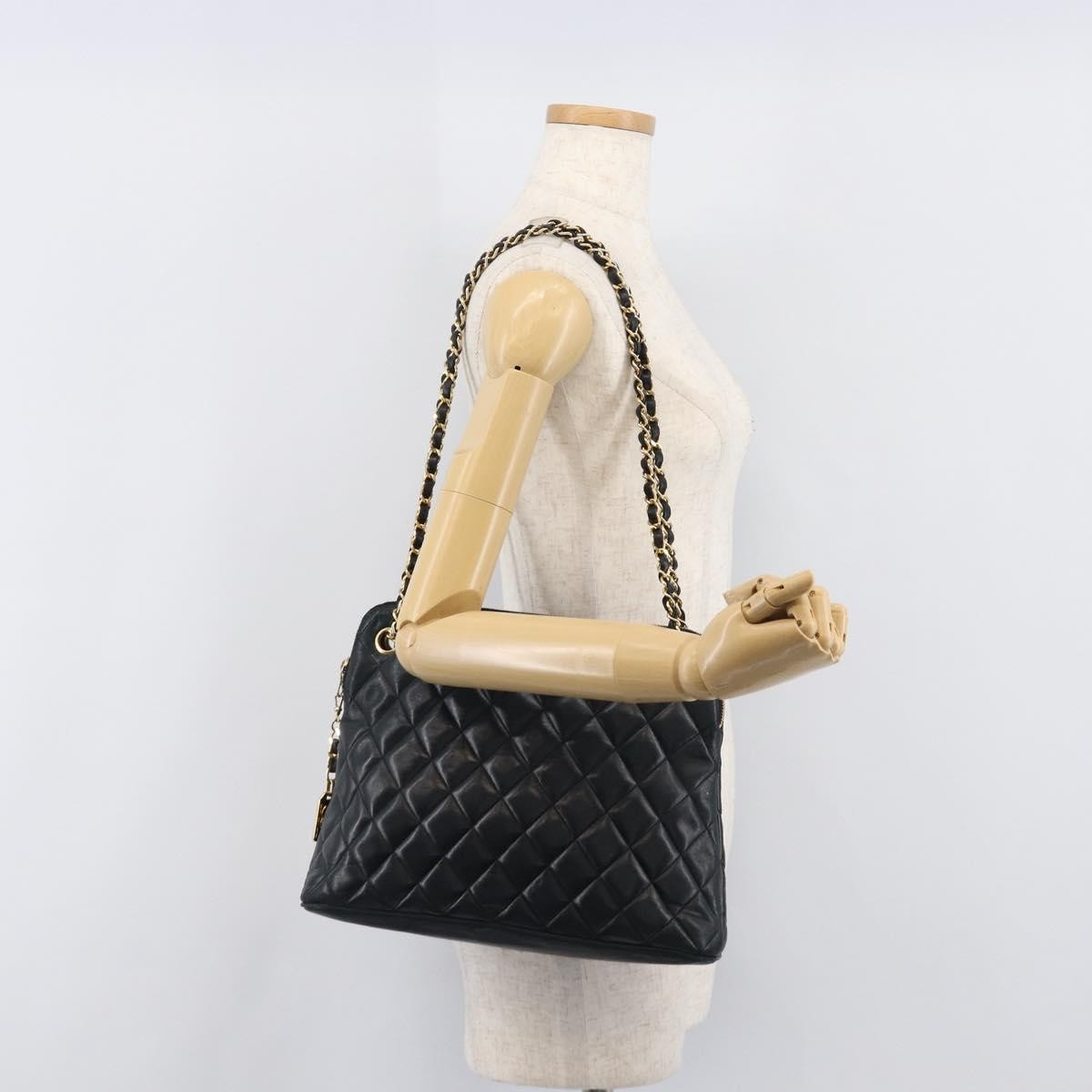 Chanel Shoulder Quilted Leather, Black, Leather, Shoulder Bag