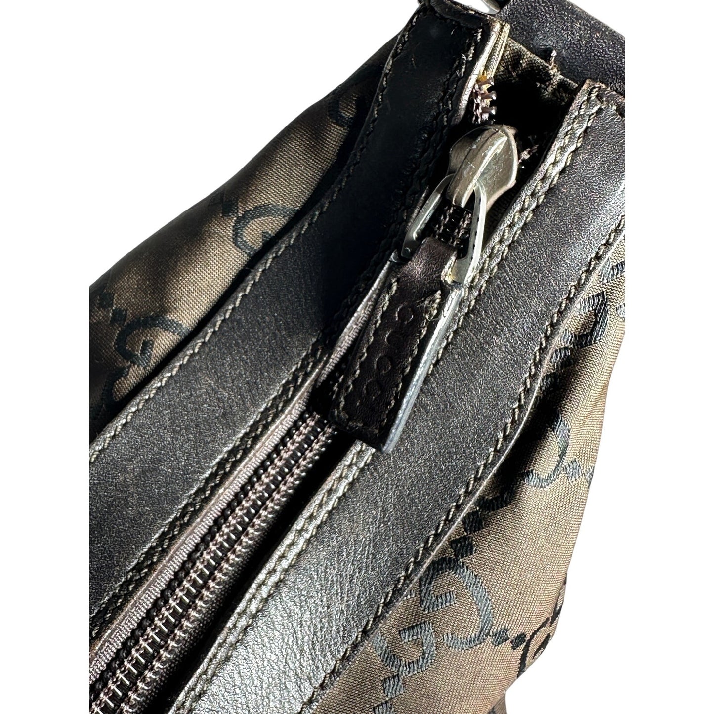 Gucci Shoulder Bag
