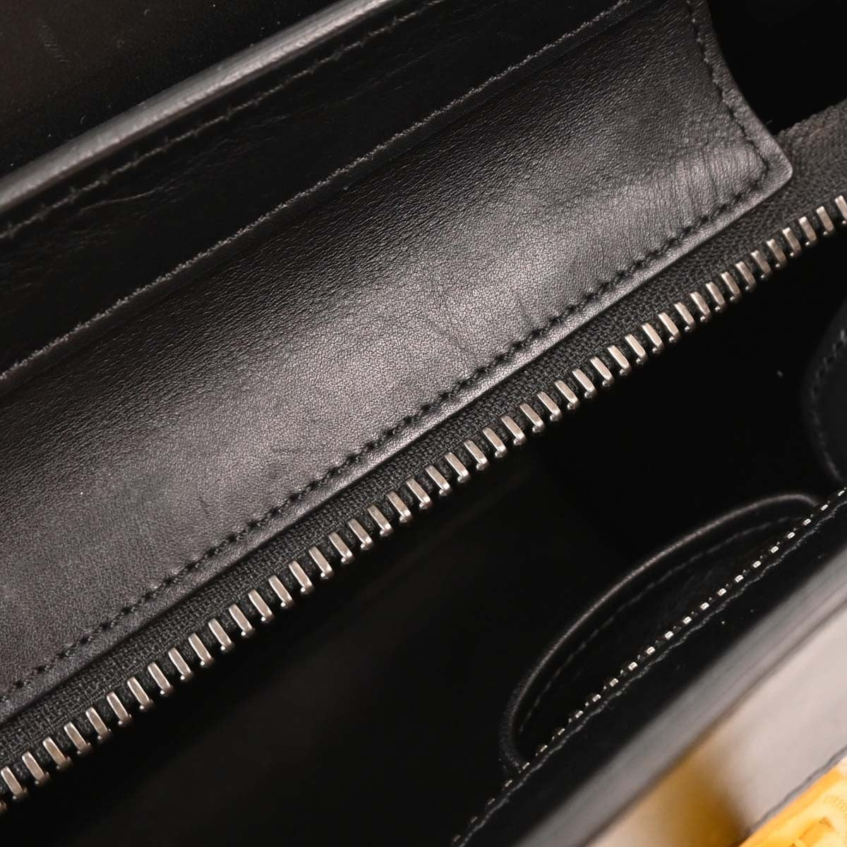 Celine Luggage Bag - Brandsamsara