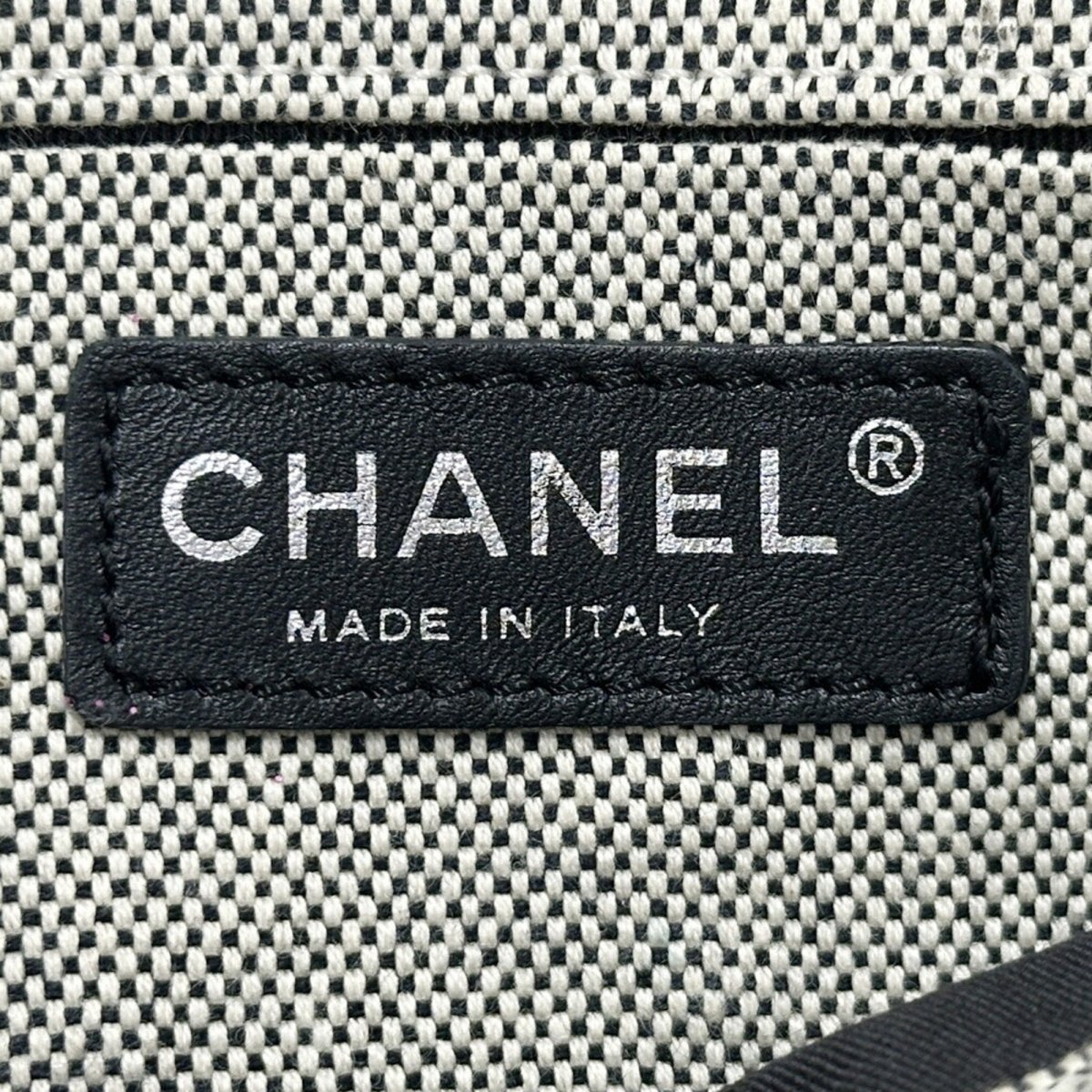 Chanel Camellia - Brandsamsara