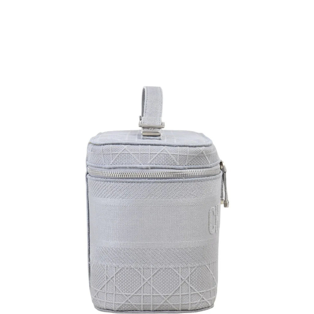 Christian Dior 30 Montaigne Cosmetic Pouch - Brandsamsara