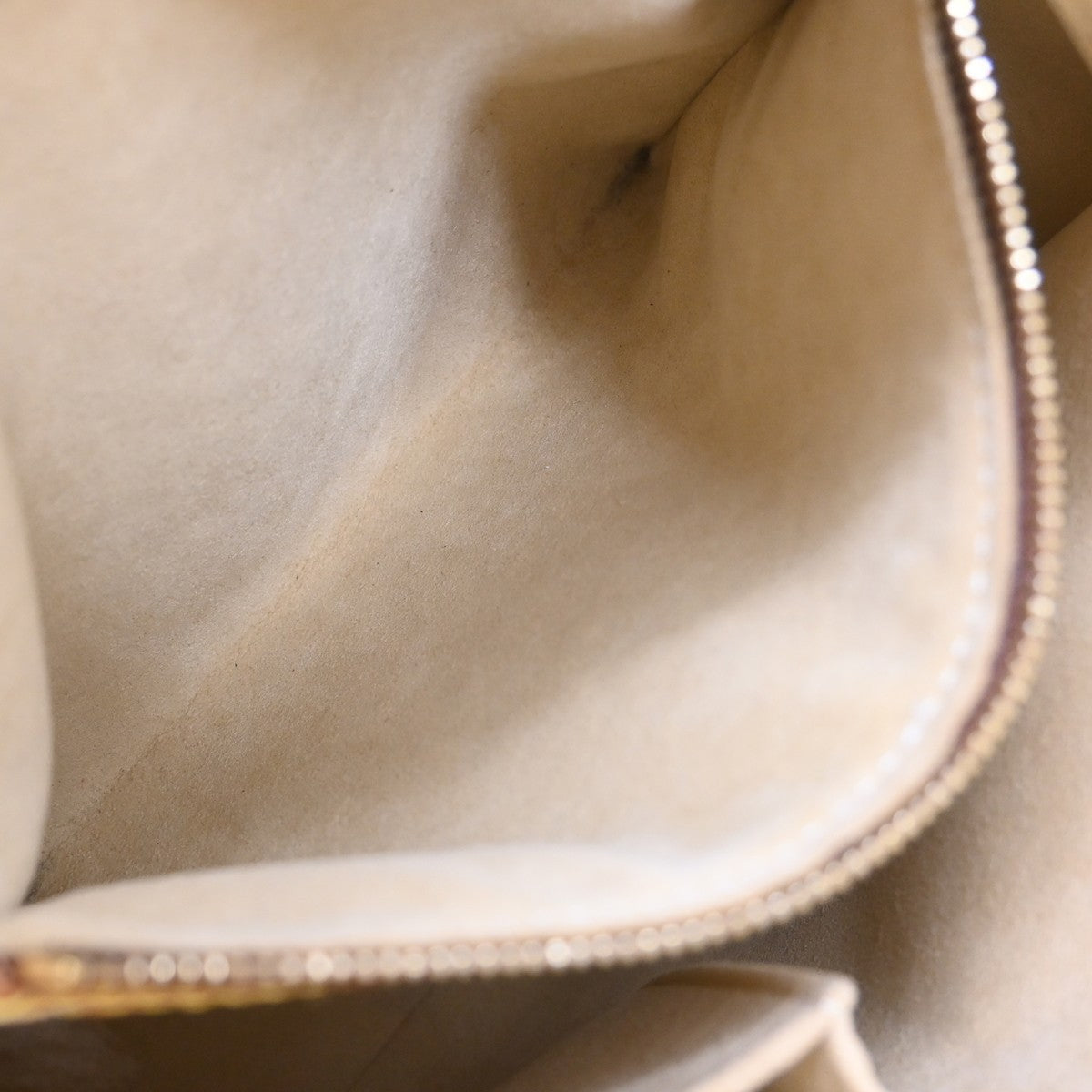 Louis Vuitton Looping Monogram Canvas, Brown, Canvas, Handbag