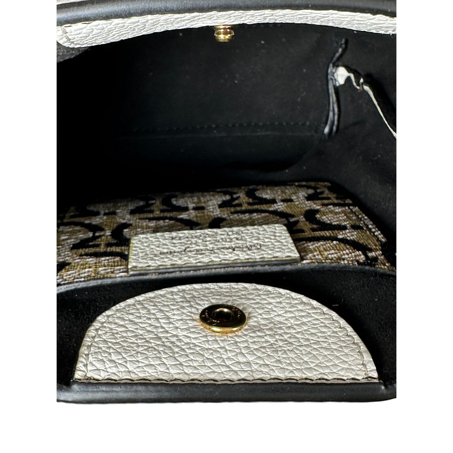 Zippy wallet
