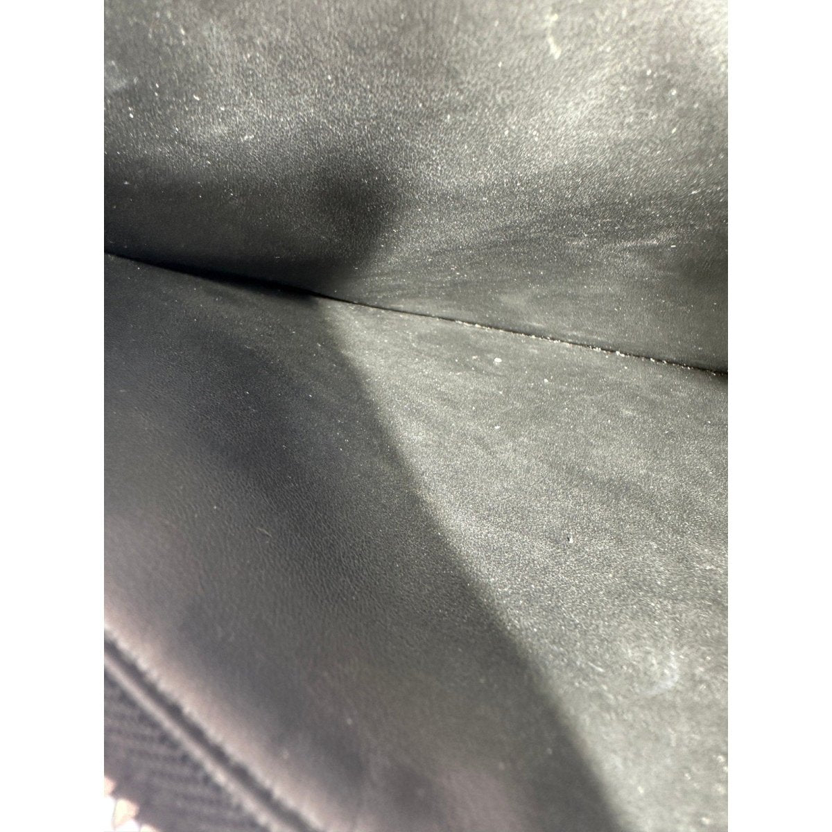 GIVENCHY Ticker Leather Pouch Clutch - Brandsamsara