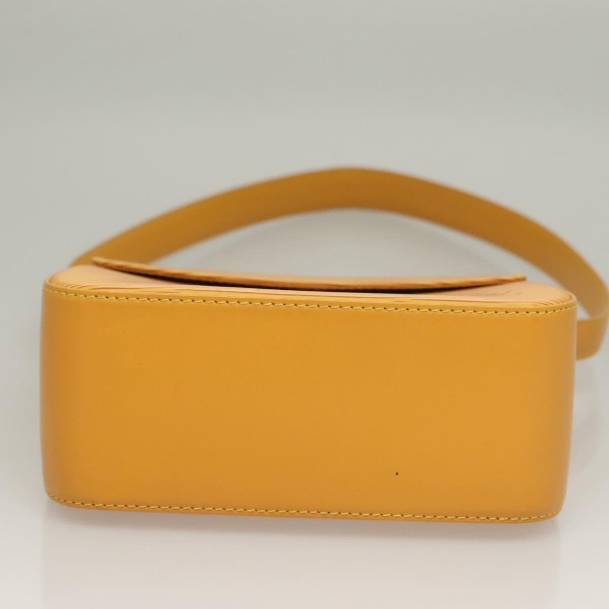Louis Vuitton Bushi - Brandsamsara