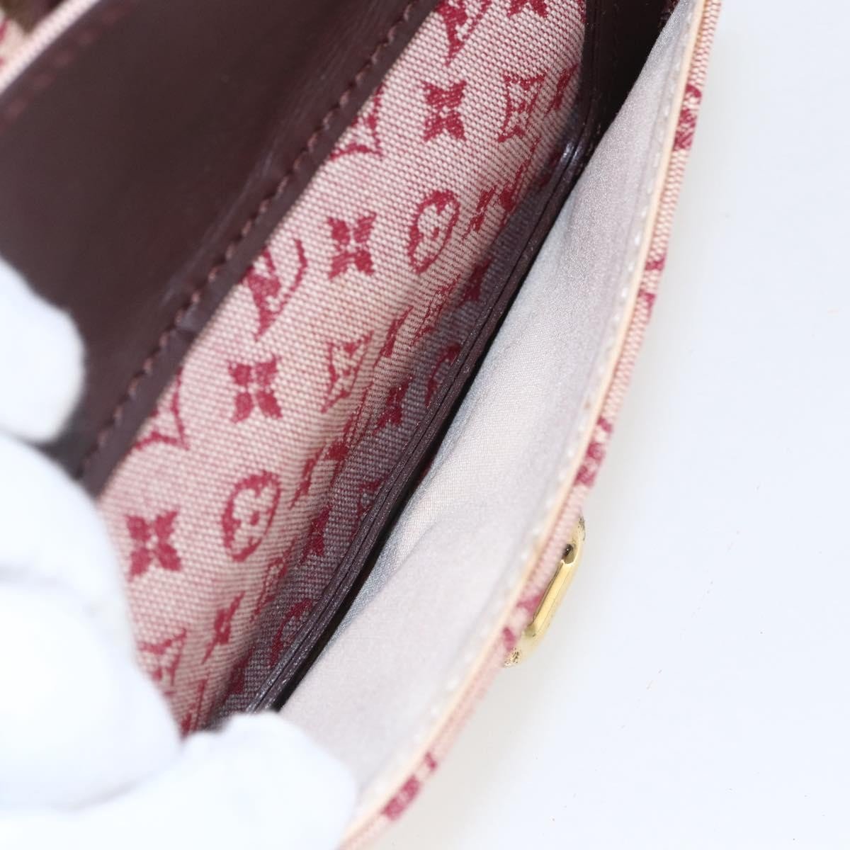 Louis Vuitton Juliette Crossbody Bag - Brandsamsara