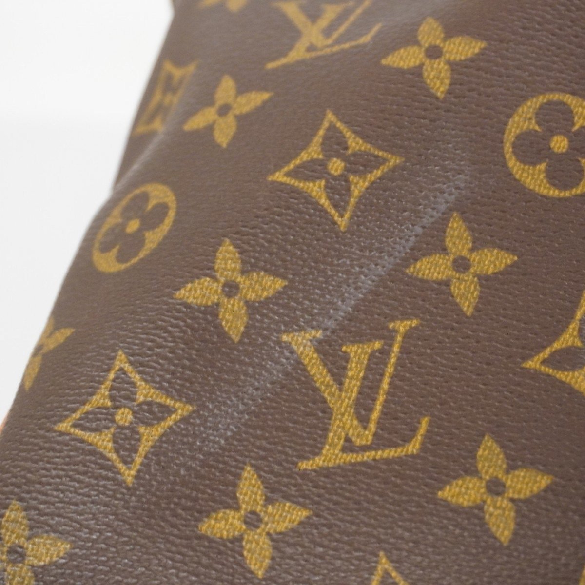 Louis Vuitton Keepall Bandoulière 60 - Brandsamsara