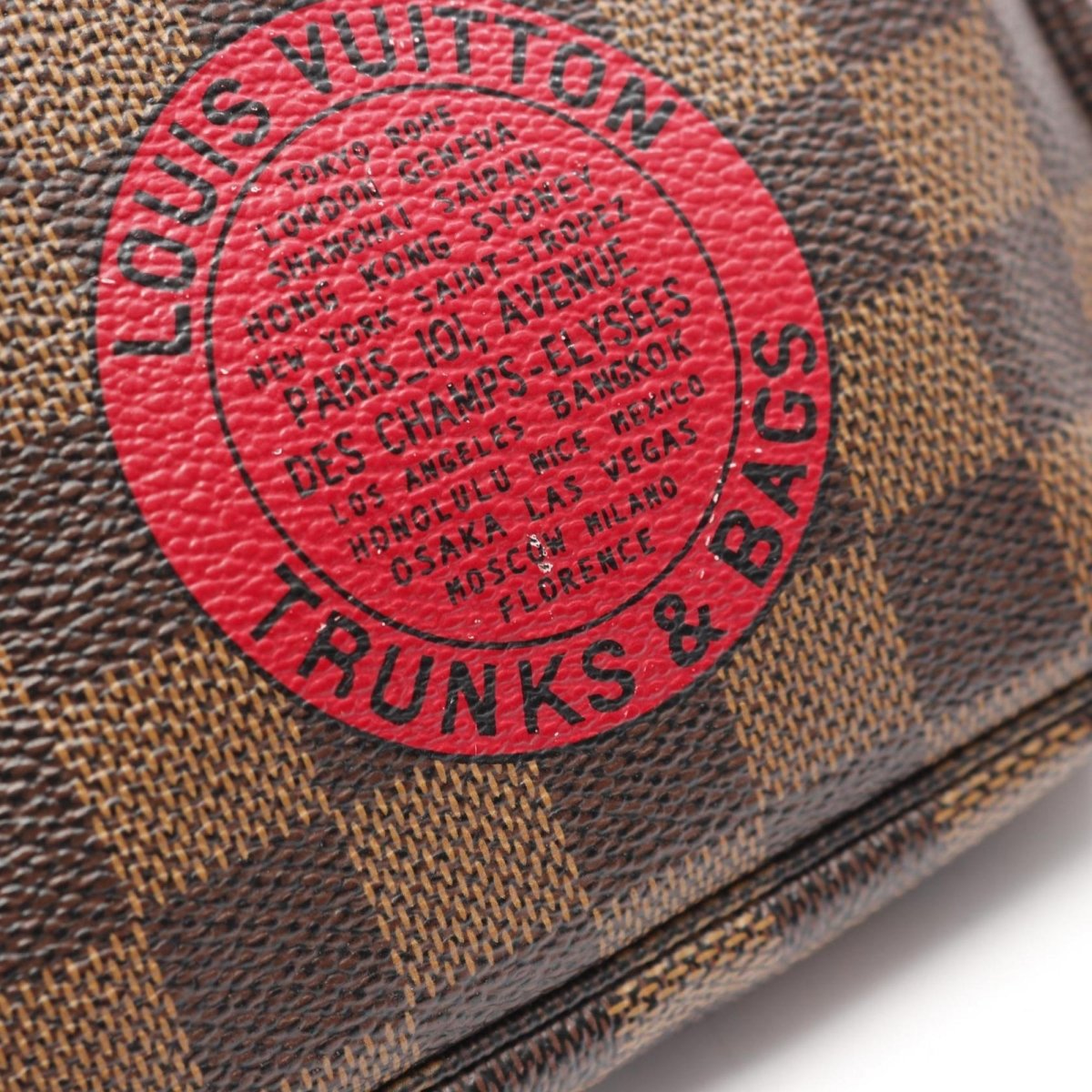 Louis Vuitton Mini Pochette Accessoires - Brandsamsara