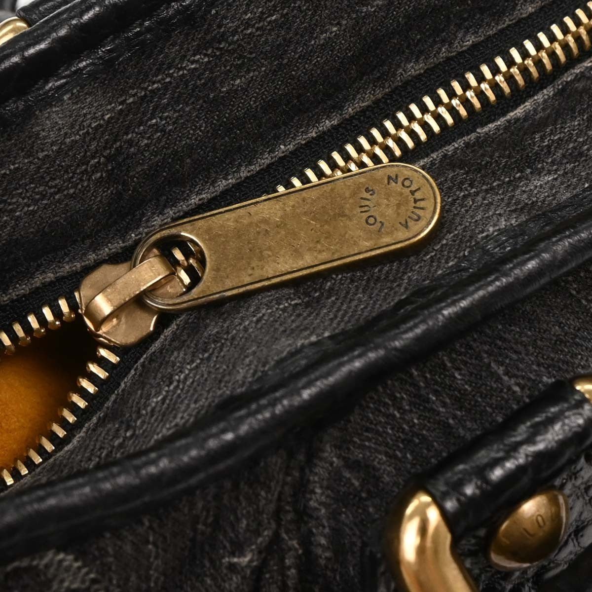 Louis Vuitton Neo Cabby Handbag - Brandsamsara