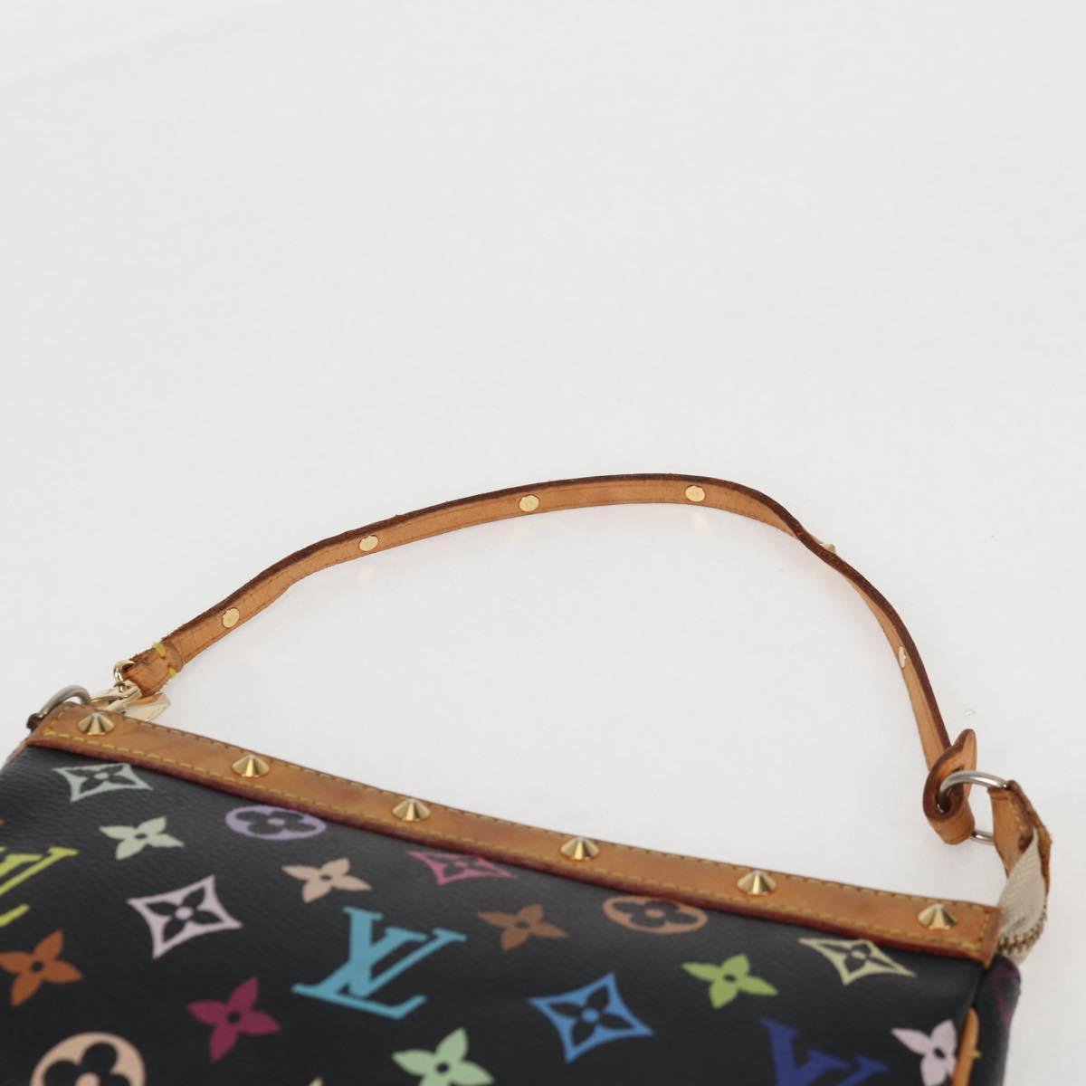 Louis Vuitton Pochette Accessoire - Brandsamsara
