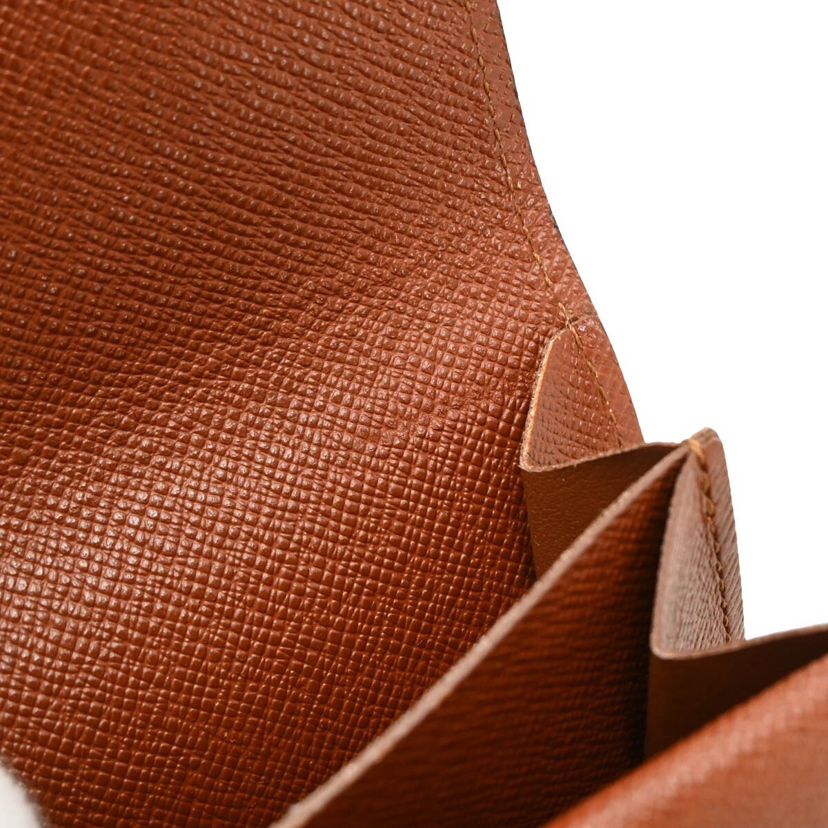 Louis Vuitton Porte Monnaie Gousset - Brandsamsara