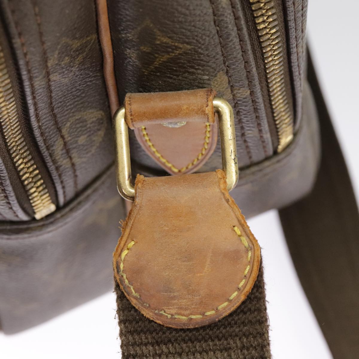 Louis Vuitton Reporter - Brandsamsara