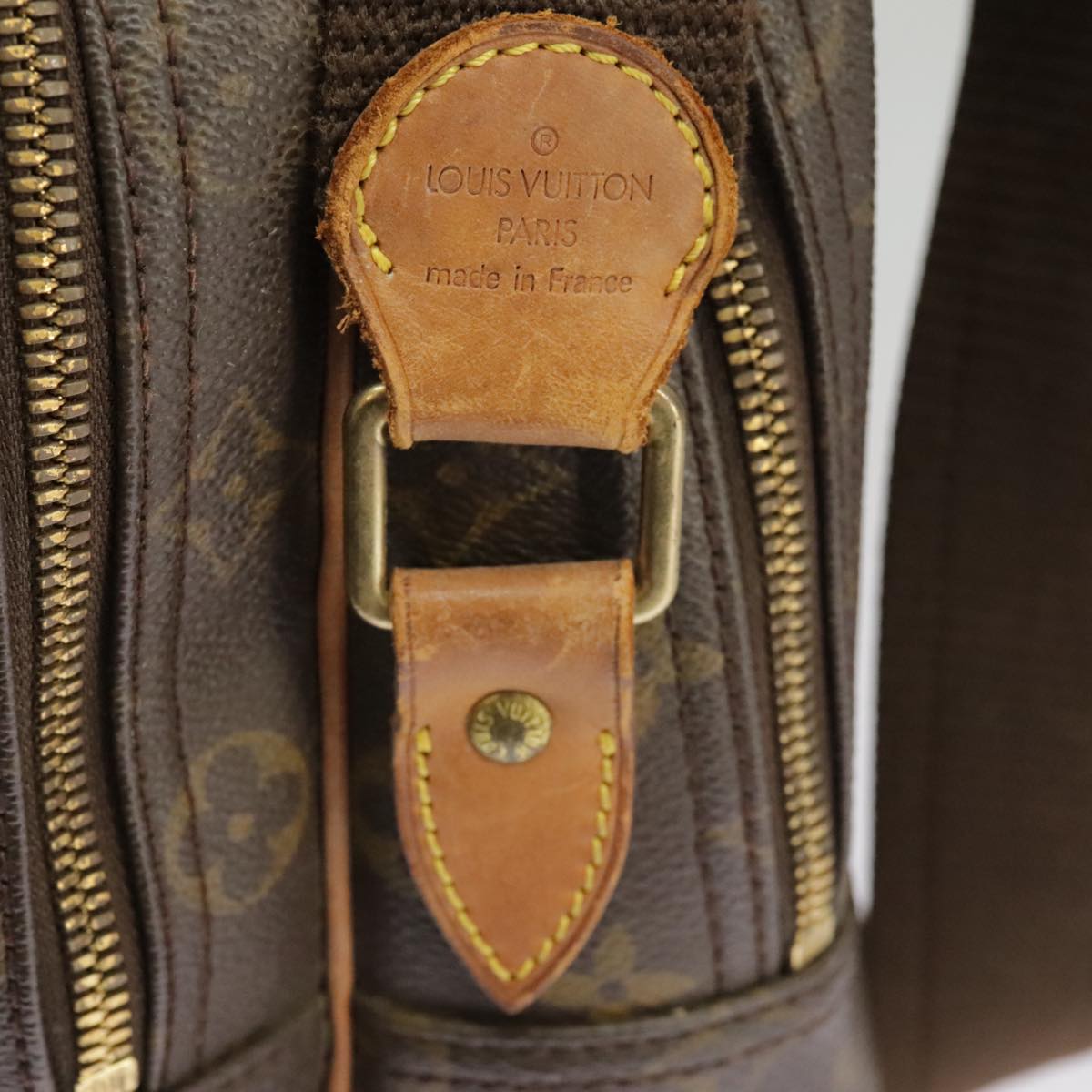 Louis Vuitton Reporter - Brandsamsara