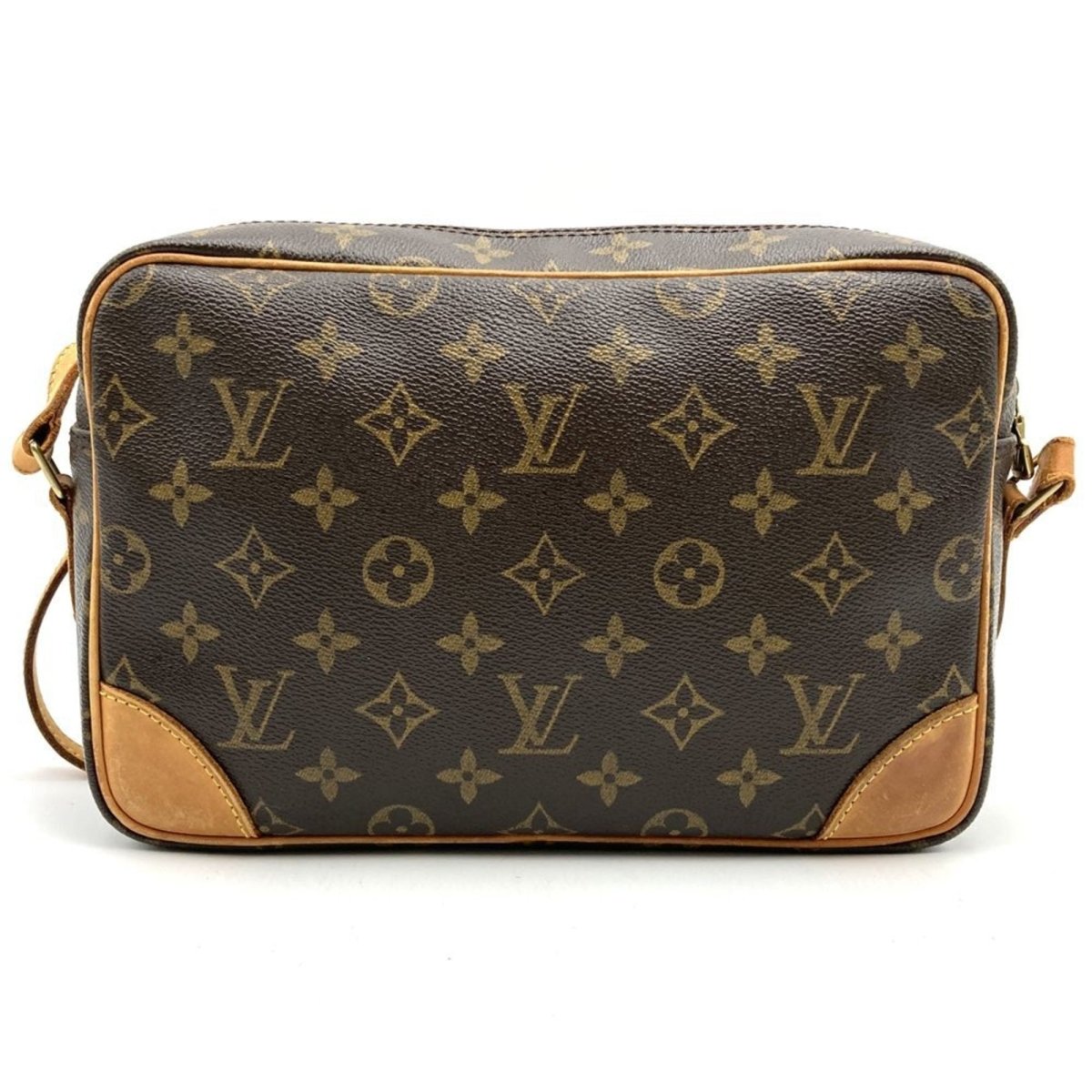 Louis Vuitton Trocadéro - Brandsamsara