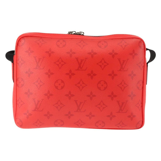 Louis Vuitton Outdoor Messenger Bag Taiga Leather, RED, LEATHER, Crossbody bag