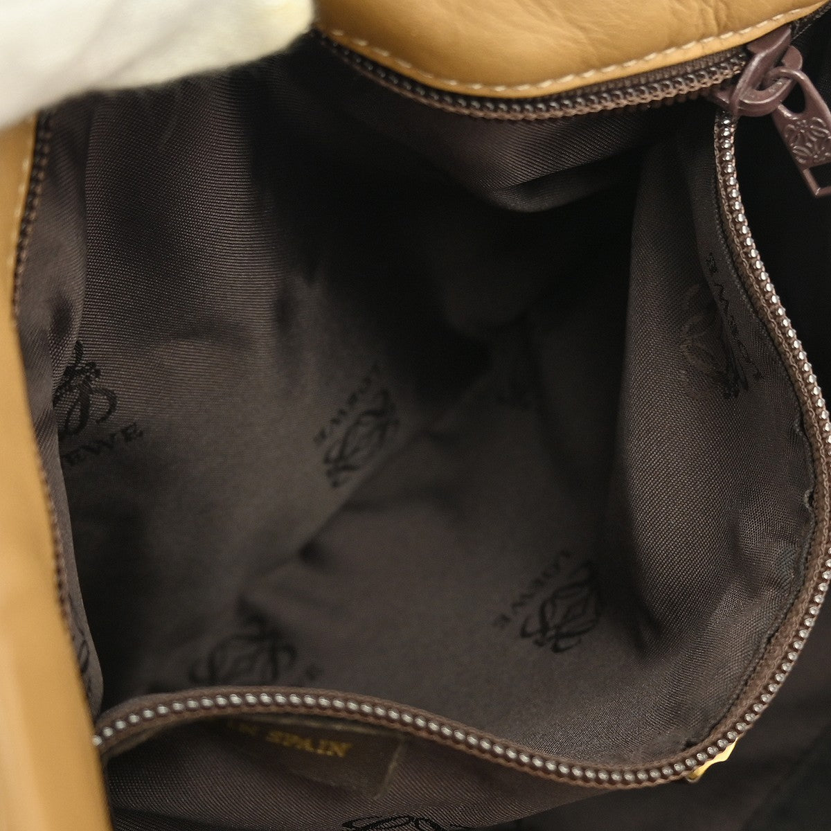 Loewe Anagram handbag Leather, BROWN, LEATHER, Handbag