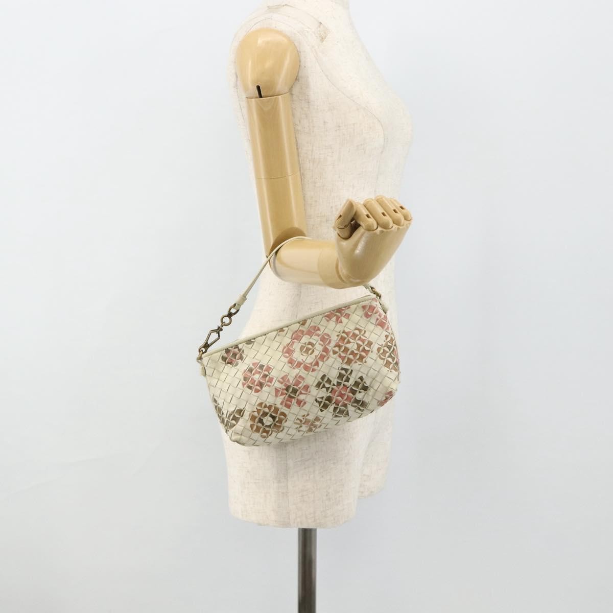 Bottega Veneta Intrecciato Clutch bag Leather, White, Leather, Clutch