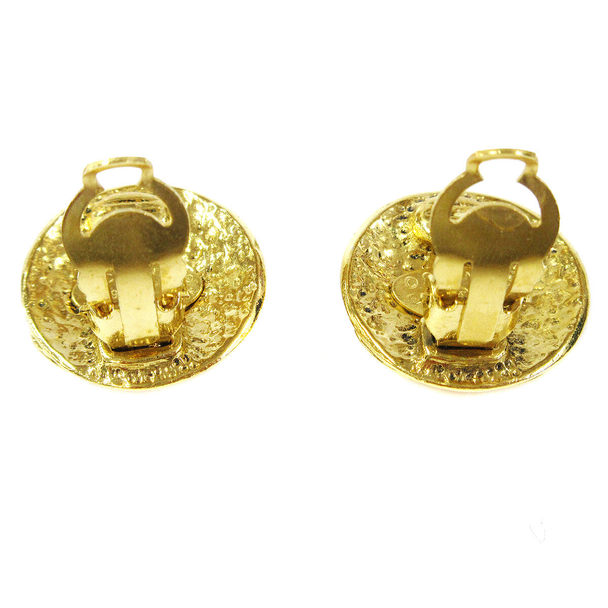Chanel CC Button Clip-On Earrings Metal, GOLD, GOLD_PLATED, Earrings