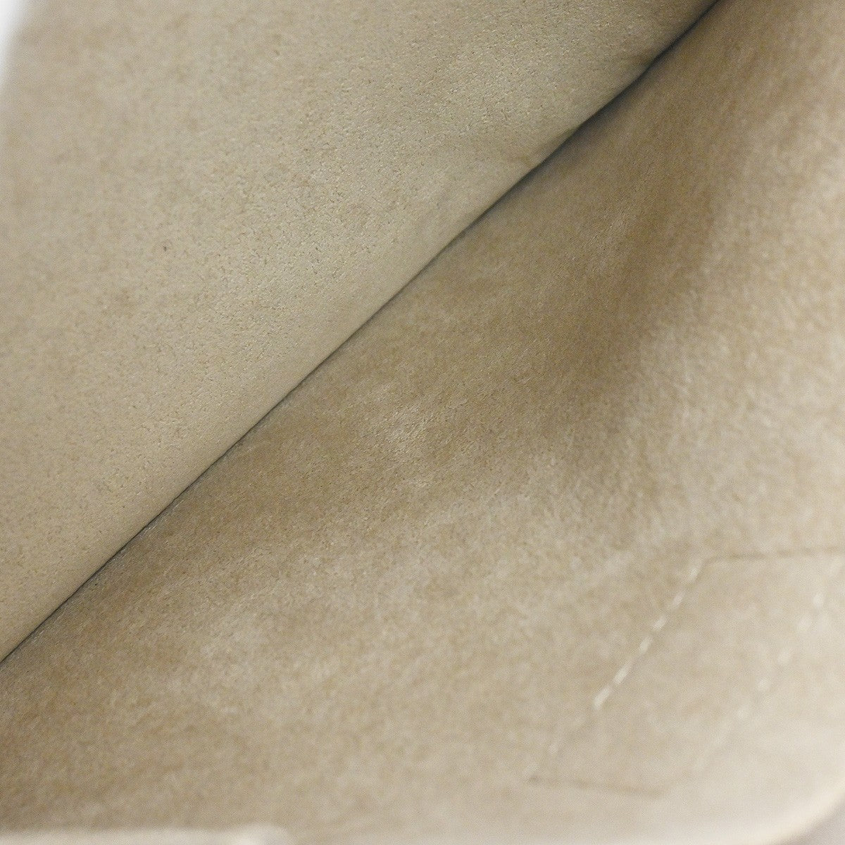 Louis Vuitton Zip Around Pochette Jour Leather, Beige, Leather, Clutch
