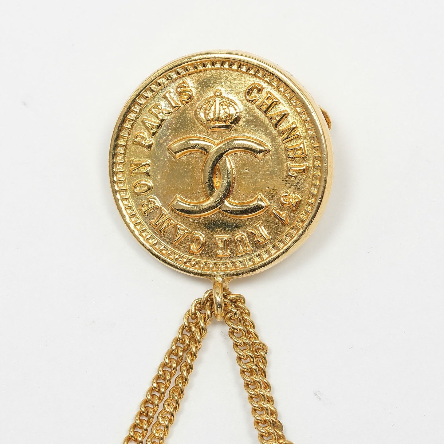 Chanel Vintage Medallion Flap Bag Brooch Metal, GOLD, GOLD_PLATED, Brooch