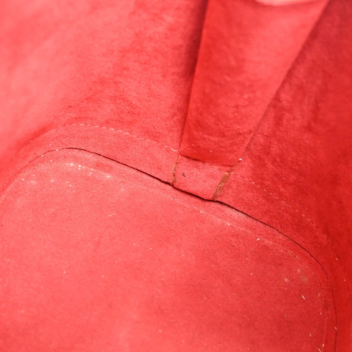 Louis Vuitton Alma Handbag Epi Leather, RED, LEATHER, Handbag