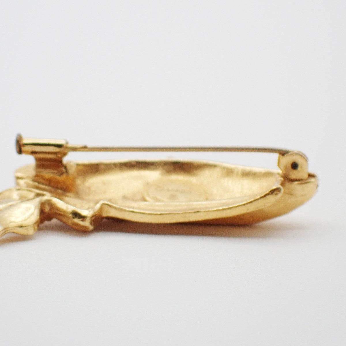 Chanel Beret Hat Brooch Gold Plated, GOLD, GOLD_PLATED, Brooch